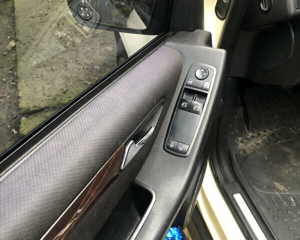 Жовтий Мерседес Б-клас, об'ємом двигуна 2 л та пробігом 460 тис. км за 5400 $, фото 6 на Automoto.ua