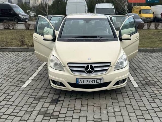 Жовтий Мерседес Б-клас, об'ємом двигуна 2.03 л та пробігом 281 тис. км за 7000 $, фото 5 на Automoto.ua