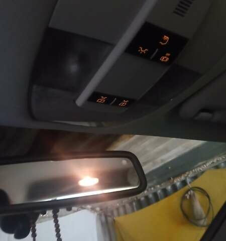 Жовтий Мерседес Б-клас, об'ємом двигуна 1.99 л та пробігом 272 тис. км за 7000 $, фото 7 на Automoto.ua