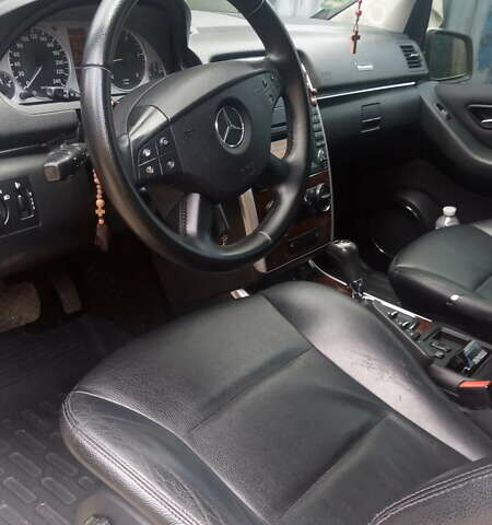 Жовтий Мерседес Б-клас, об'ємом двигуна 1.99 л та пробігом 272 тис. км за 7000 $, фото 5 на Automoto.ua