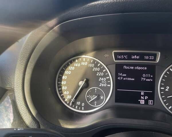Желтый Мерседес Б-класс, объемом двигателя 1.8 л и пробегом 360 тыс. км за 9000 $, фото 16 на Automoto.ua
