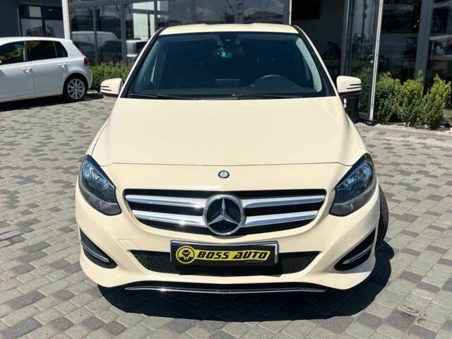 Желтый Мерседес Б-класс, объемом двигателя 1.5 л и пробегом 510 тыс. км за 10199 $, фото 1 на Automoto.ua