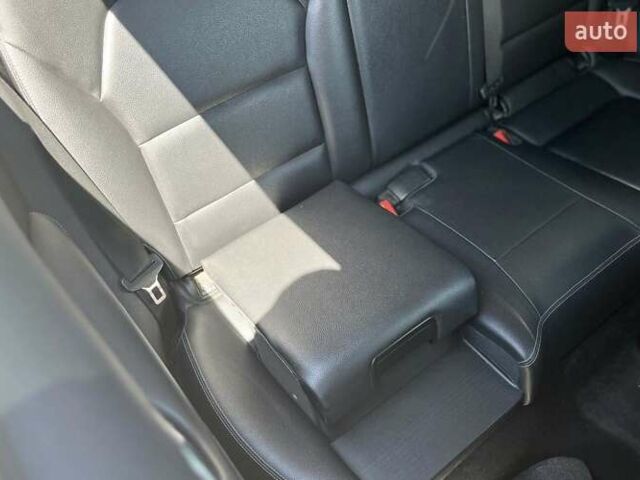 Желтый Мерседес Б-класс, объемом двигателя 1.46 л и пробегом 510 тыс. км за 10199 $, фото 26 на Automoto.ua