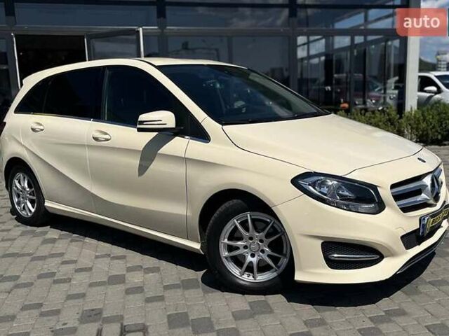 Желтый Мерседес Б-класс, объемом двигателя 1.46 л и пробегом 510 тыс. км за 10199 $, фото 8 на Automoto.ua