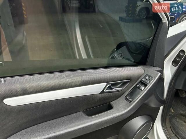 Серый Мерседес Б-класс, объемом двигателя 1.99 л и пробегом 307 тыс. км за 5100 $, фото 13 на Automoto.ua