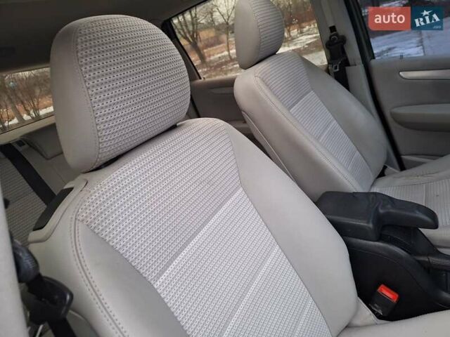 Сірий Мерседес Б-клас, об'ємом двигуна 2.03 л та пробігом 379 тис. км за 4700 $, фото 35 на Automoto.ua