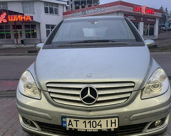 Серый Мерседес Б-класс, объемом двигателя 1.7 л и пробегом 99 тыс. км за 6950 $, фото 27 на Automoto.ua