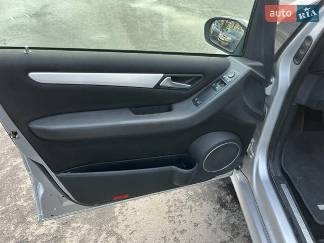 Серый Мерседес Б-класс, объемом двигателя 1.99 л и пробегом 223 тыс. км за 5500 $, фото 8 на Automoto.ua