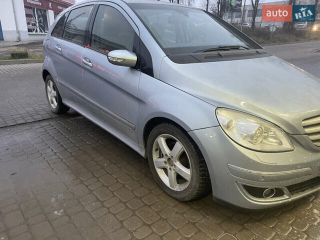 Серый Мерседес Б-класс, объемом двигателя 1.7 л и пробегом 99 тыс. км за 6950 $, фото 28 на Automoto.ua