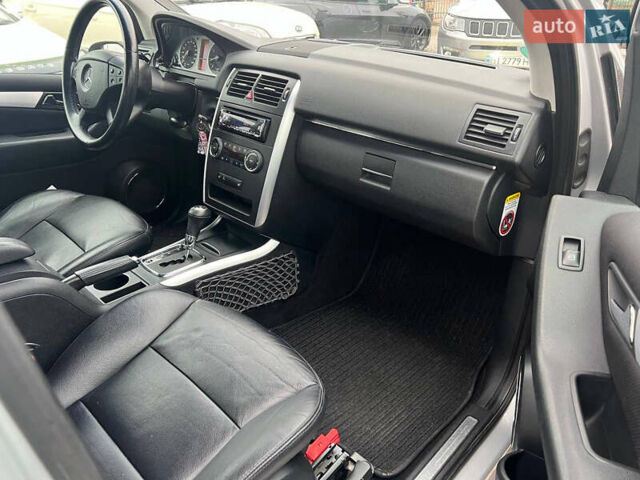 Серый Мерседес Б-класс, объемом двигателя 2.03 л и пробегом 125 тыс. км за 7950 $, фото 16 на Automoto.ua