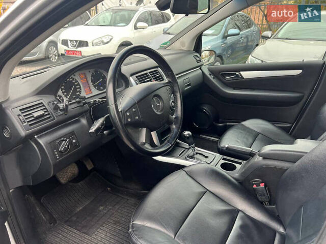 Серый Мерседес Б-класс, объемом двигателя 2.03 л и пробегом 125 тыс. км за 7950 $, фото 13 на Automoto.ua