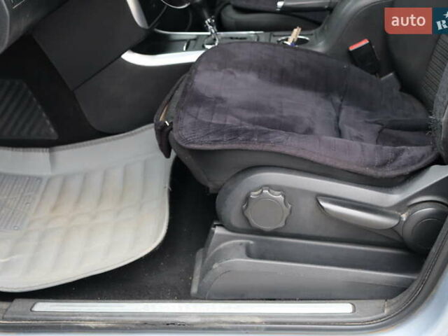 Серый Мерседес Б-класс, объемом двигателя 2 л и пробегом 273 тыс. км за 5500 $, фото 11 на Automoto.ua