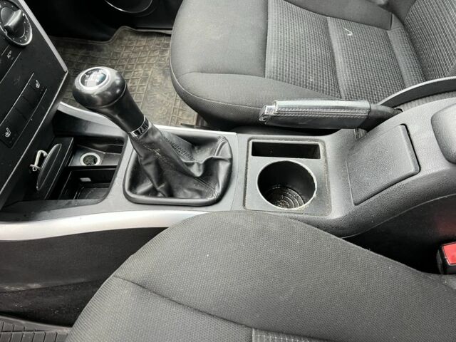 Сірий Мерседес Б-клас, об'ємом двигуна 1.7 л та пробігом 269 тис. км за 1346 $, фото 7 на Automoto.ua