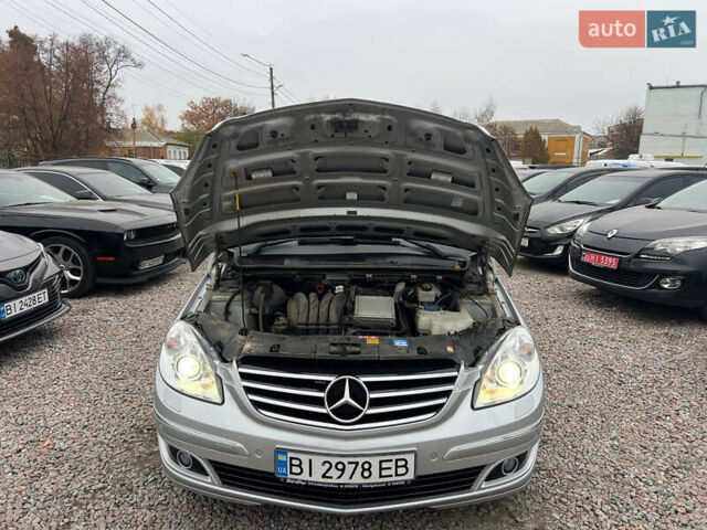 Серый Мерседес Б-класс, объемом двигателя 2.03 л и пробегом 125 тыс. км за 7950 $, фото 11 на Automoto.ua