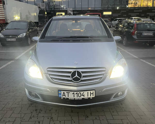 Серый Мерседес Б-класс, объемом двигателя 1.7 л и пробегом 99 тыс. км за 6950 $, фото 8 на Automoto.ua