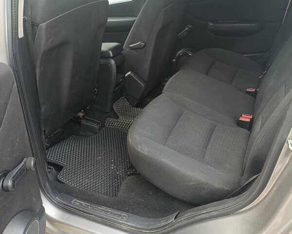 Сірий Мерседес Б-клас, об'ємом двигуна 1.99 л та пробігом 370 тис. км за 4200 $, фото 5 на Automoto.ua