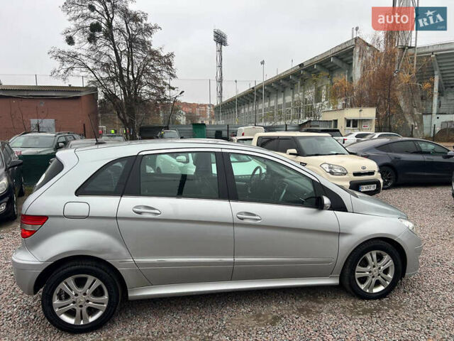 Серый Мерседес Б-класс, объемом двигателя 2.03 л и пробегом 125 тыс. км за 7950 $, фото 7 на Automoto.ua