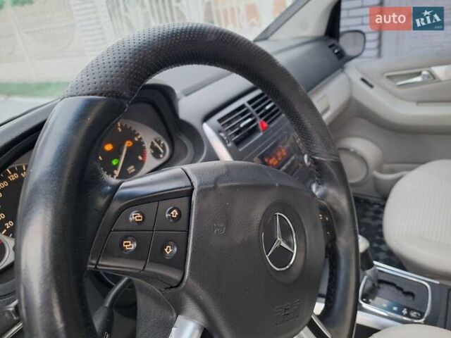 Сірий Мерседес Б-клас, об'ємом двигуна 2.03 л та пробігом 379 тис. км за 4700 $, фото 41 на Automoto.ua
