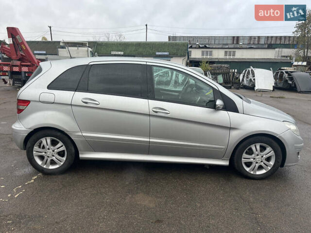 Сірий Мерседес Б-клас, об'ємом двигуна 1.99 л та пробігом 159 тис. км за 5600 $, фото 5 на Automoto.ua