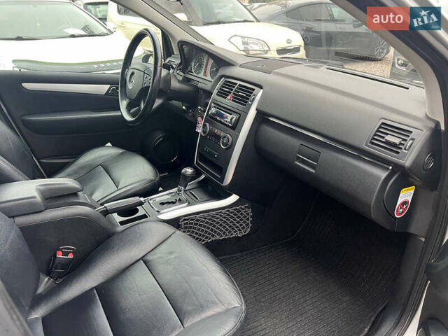 Серый Мерседес Б-класс, объемом двигателя 2.03 л и пробегом 125 тыс. км за 7950 $, фото 15 на Automoto.ua