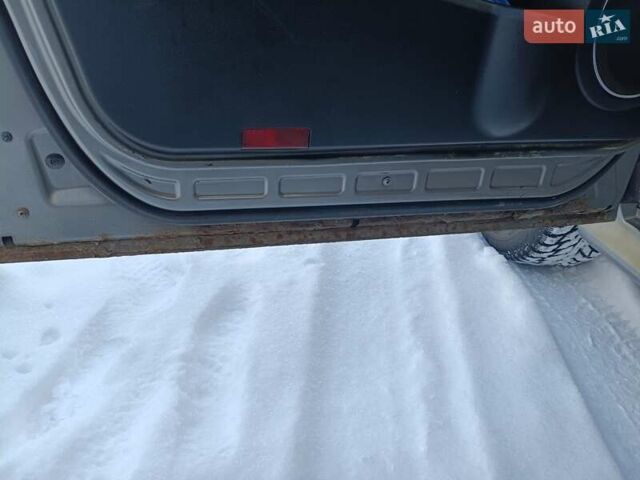 Сірий Мерседес Б-клас, об'ємом двигуна 1.99 л та пробігом 374 тис. км за 4300 $, фото 11 на Automoto.ua
