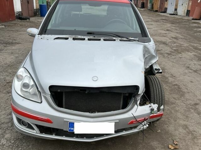 Сірий Мерседес Б-клас, об'ємом двигуна 1.7 л та пробігом 269 тис. км за 1346 $, фото 1 на Automoto.ua