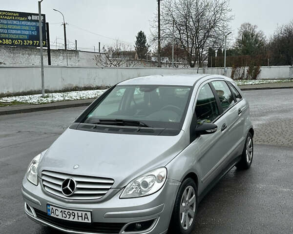 Сірий Мерседес Б-клас, об'ємом двигуна 1.7 л та пробігом 232 тис. км за 5350 $, фото 2 на Automoto.ua