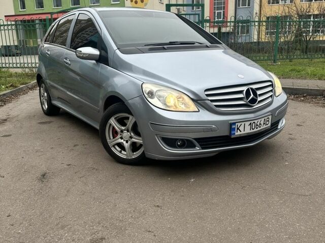 Серый Мерседес Б-класс, объемом двигателя 2 л и пробегом 273 тыс. км за 4999 $, фото 10 на Automoto.ua