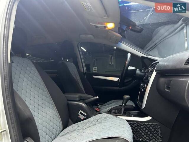 Серый Мерседес Б-класс, объемом двигателя 1.99 л и пробегом 307 тыс. км за 5100 $, фото 15 на Automoto.ua