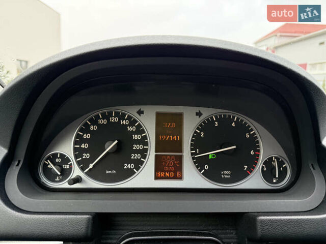 Сірий Мерседес Б-клас, об'ємом двигуна 1.7 л та пробігом 197 тис. км за 6999 $, фото 17 на Automoto.ua