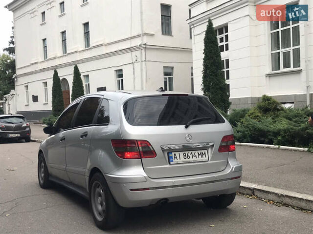 Сірий Мерседес Б-клас, об'ємом двигуна 1.99 л та пробігом 284 тис. км за 4950 $, фото 6 на Automoto.ua