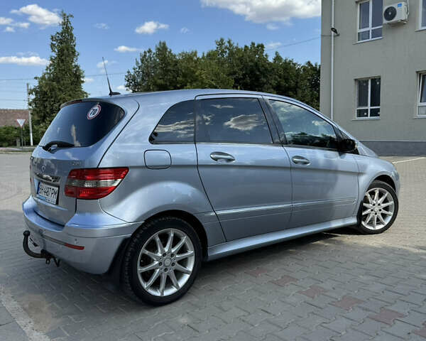 Сірий Мерседес Б-клас, об'ємом двигуна 1.99 л та пробігом 248 тис. км за 6400 $, фото 6 на Automoto.ua