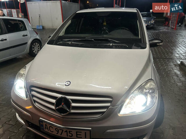 Сірий Мерседес Б-клас, об'ємом двигуна 1.7 л та пробігом 264 тис. км за 5700 $, фото 2 на Automoto.ua