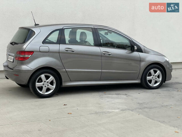 Сірий Мерседес Б-клас, об'ємом двигуна 2 л та пробігом 273 тис. км за 6900 $, фото 3 на Automoto.ua