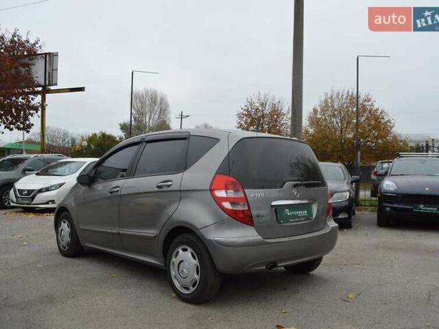 Серый Мерседес Б-класс, объемом двигателя 1.5 л и пробегом 163 тыс. км за 6800 $, фото 3 на Automoto.ua