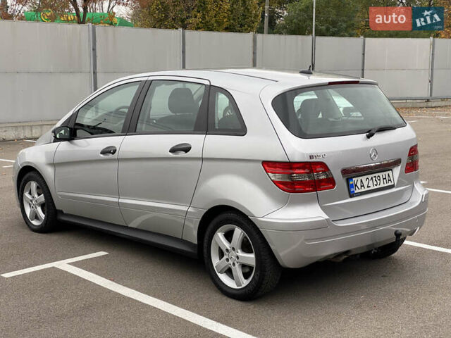 Сірий Мерседес Б-клас, об'ємом двигуна 1.5 л та пробігом 200 тис. км за 6200 $, фото 3 на Automoto.ua