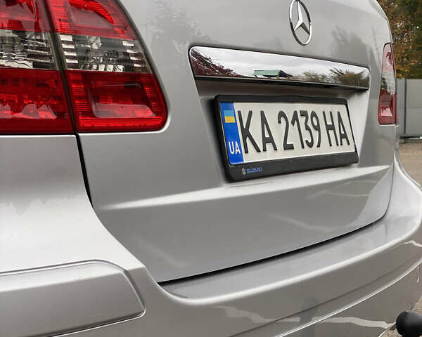 Сірий Мерседес Б-клас, об'ємом двигуна 1.5 л та пробігом 200 тис. км за 6200 $, фото 19 на Automoto.ua