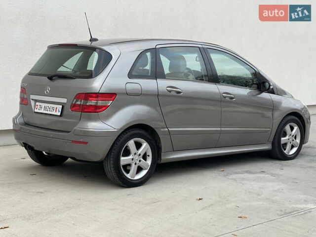 Сірий Мерседес Б-клас, об'ємом двигуна 2 л та пробігом 273 тис. км за 6900 $, фото 4 на Automoto.ua