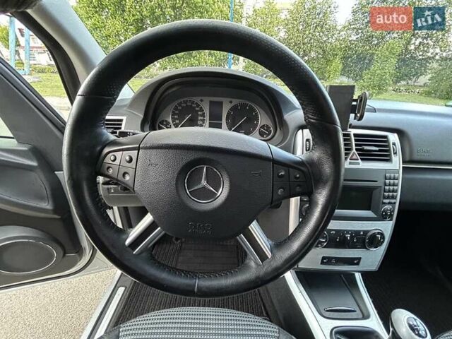 Серый Мерседес Б-класс, объемом двигателя 2.03 л и пробегом 234 тыс. км за 6550 $, фото 71 на Automoto.ua