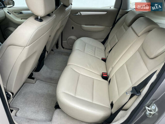 Сірий Мерседес Б-клас, об'ємом двигуна 2 л та пробігом 273 тис. км за 6900 $, фото 27 на Automoto.ua