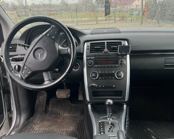 Мерседес Б-класс 2006 в Тлумаче на Automoto.ua Серый Мерседес Б-класс, объемом двигателя 1.99 л и пробегом 280 тыс. км за 4650 $, фото 8 на Automoto.ua