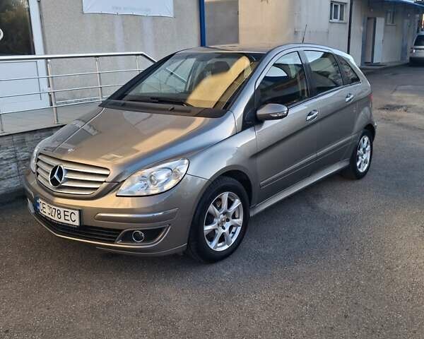 Сірий Мерседес Б-клас, об'ємом двигуна 1.7 л та пробігом 260 тис. км за 5550 $, фото 8 на Automoto.ua