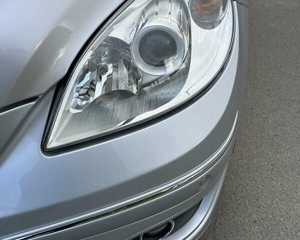 Серый Мерседес Б-класс, объемом двигателя 2.03 л и пробегом 234 тыс. км за 6550 $, фото 23 на Automoto.ua