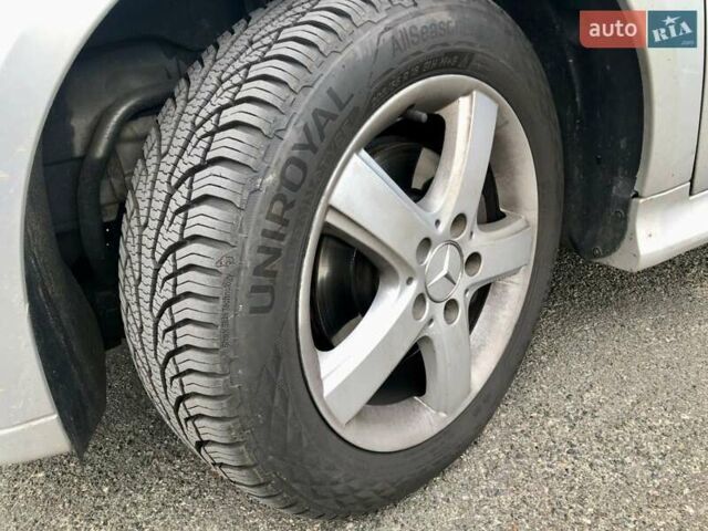 Сірий Мерседес Б-клас, об'ємом двигуна 2 л та пробігом 273 тис. км за 4000 $, фото 4 на Automoto.ua