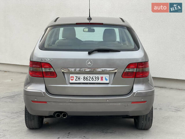 Сірий Мерседес Б-клас, об'ємом двигуна 2 л та пробігом 273 тис. км за 6900 $, фото 17 на Automoto.ua
