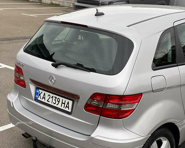 Сірий Мерседес Б-клас, об'ємом двигуна 1.5 л та пробігом 200 тис. км за 6200 $, фото 63 на Automoto.ua