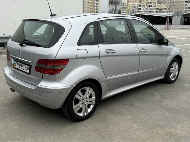 Серый Мерседес Б-класс, объемом двигателя 2 л и пробегом 360 тыс. км за 4950 $, фото 3 на Automoto.ua