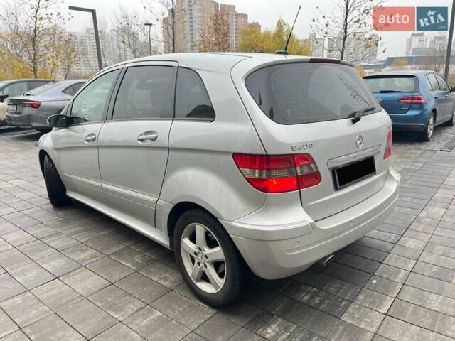 Сірий Мерседес Б-клас, об'ємом двигуна 2 л та пробігом 273 тис. км за 3800 $, фото 7 на Automoto.ua