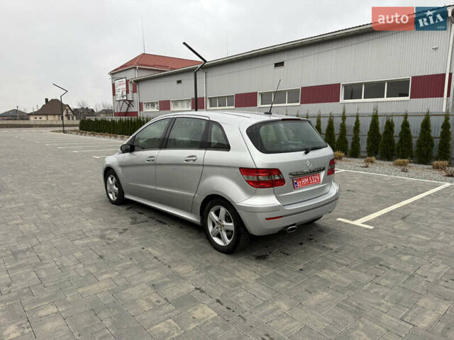 Сірий Мерседес Б-клас, об'ємом двигуна 1.7 л та пробігом 197 тис. км за 6999 $, фото 6 на Automoto.ua