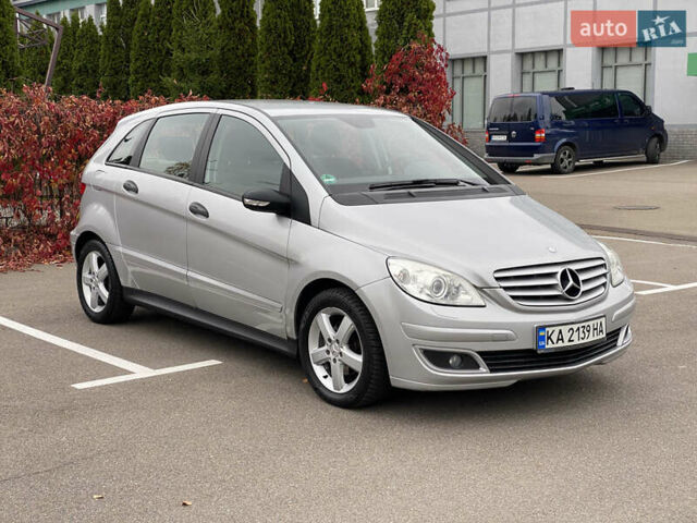 Сірий Мерседес Б-клас, об'ємом двигуна 1.5 л та пробігом 200 тис. км за 6200 $, фото 7 на Automoto.ua